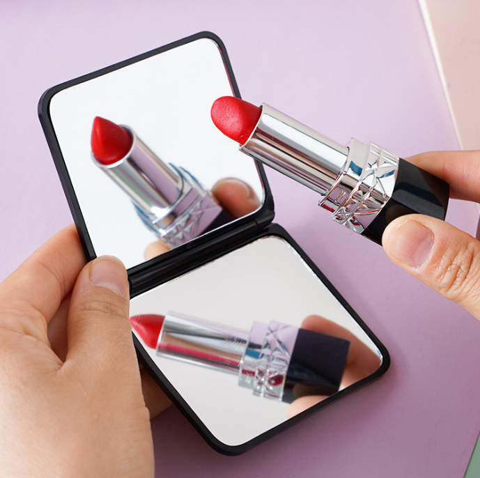 Gương vuông trang điểm mini cầm tay, gương trang điểm công chúa cầm tay có thể gập lại A1213