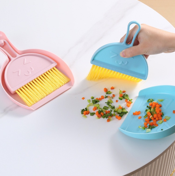 Bộ chổi và hót rác mini để bàn, bộ ki hốt rác chổi vệ sinh bàn phím máy tính ô tô, vệ sinh phòng khách sofa L1342
