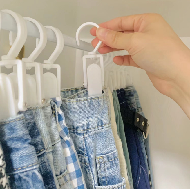 Kẹp nhựa kẹp tất vớ tã lót treo đồ áo khoác, kẹp rèm xoay, kẹp trưng bày, móc xoay, kẹp cà vạt chéo L1634