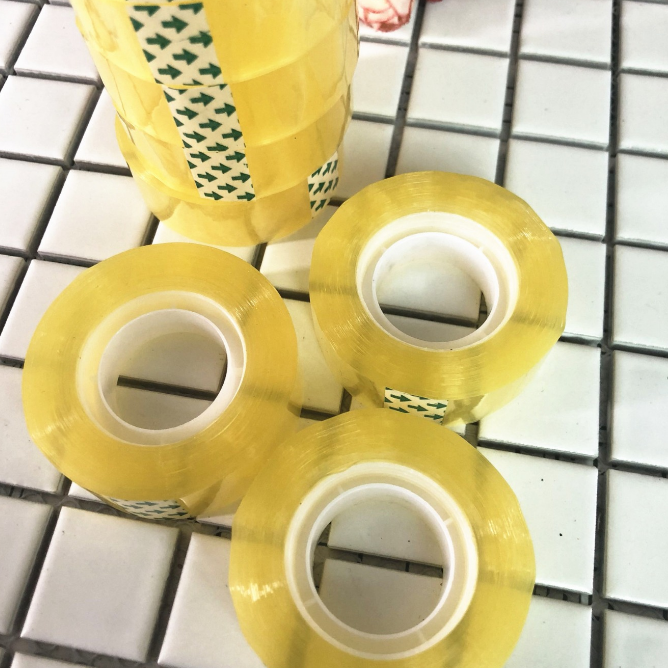 Cuộn Băng Keo Trong Suốt Sử Dụng Cho Học Sinh Văn Phòng Phẩm A0612