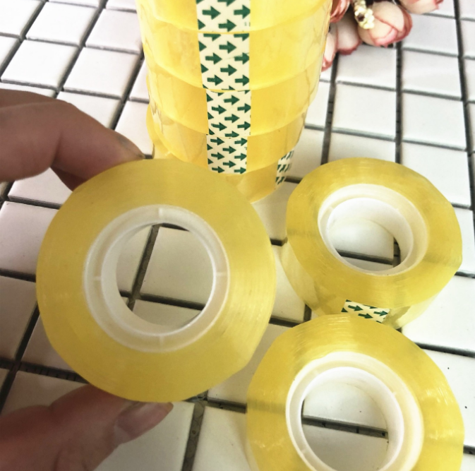 Cuộn Băng Keo Trong Suốt Sử Dụng Cho Học Sinh Văn Phòng Phẩm A0612