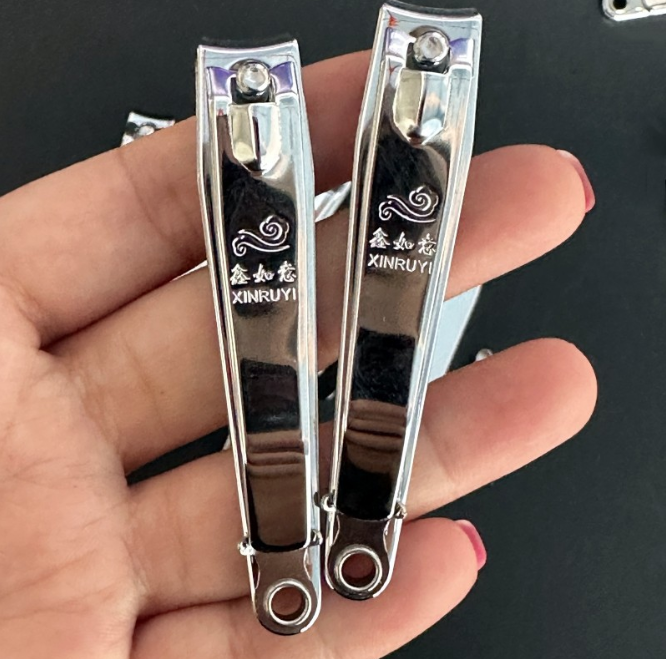 Kềm cắt móng tay Xinruyi  in họa tiết lớn 7,5cm Dụng cụ bấm móng tay lớn A1144