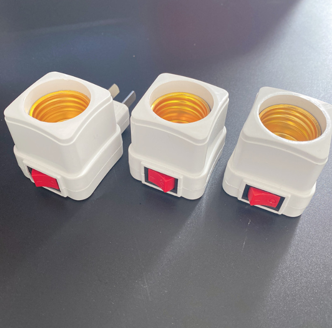 Ổ cắm công tắc đui đèn vuông màu trắng có đầu đèn xoay được A1152