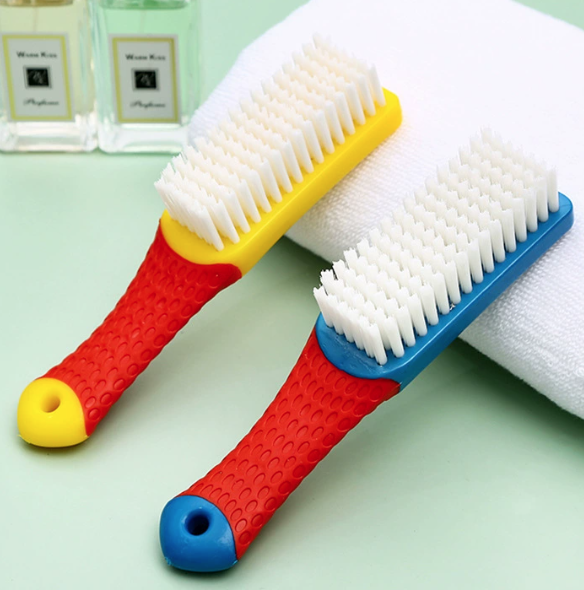 Bàn chải giày đa năng với lông mềm này sẽ không làm hỏng giày, dụng cụ vệ sinh gia dụng A2114