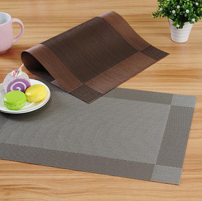 TẤM LÓT BÀN PHONG CÁCH CHÂU ÂU T0732