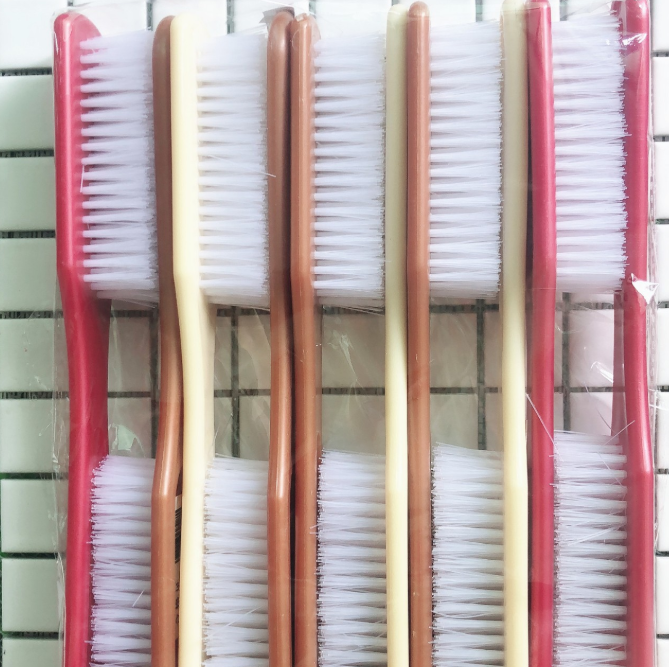 Bàn chải giày giặt quần áo cán dài bằng nhựa kiểu dáng mới L1623