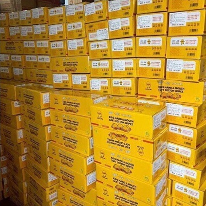 Thùng 10 Gói Khăn Giấy Ướt Con Vịt Vàng DUCKLING A5711
