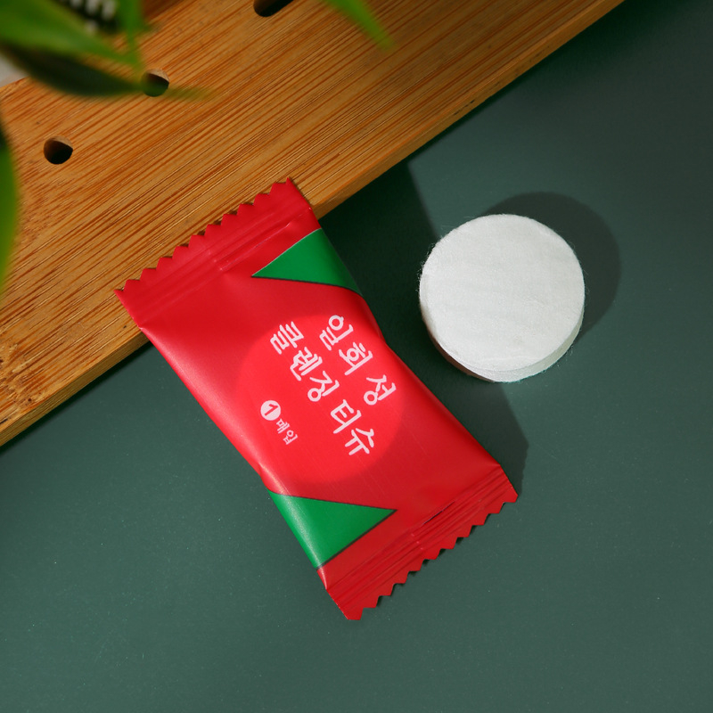 Khăn Giấy Nén Dạng Viên Kẹo Đỏ Khăn Lau Mặt Dùng 1 Lần Tiện Dụng (Kẹo Đỏ) A1132