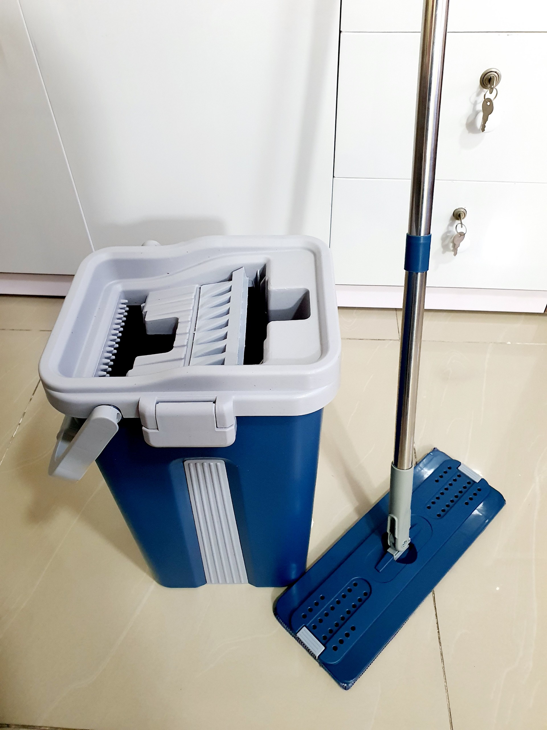 Bộ Cây Lau Nhà Tự Vắt Thông Minh, Cây Lau Nhà Tự Vắt Tiện Lợi Kèm Thùng A2911