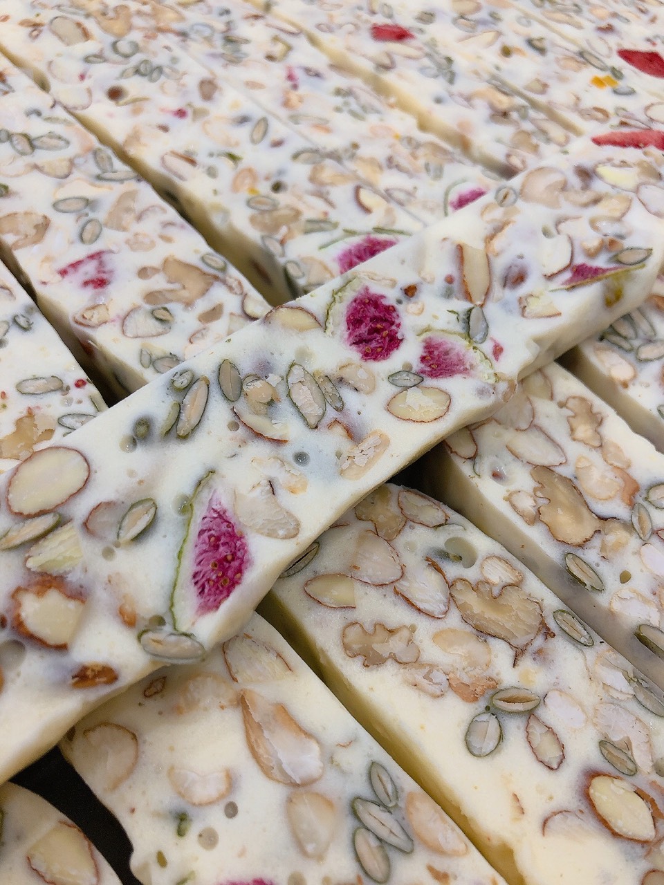 Thực đơn ăn kiêng giảm cân với Kẹo Nougat healthy