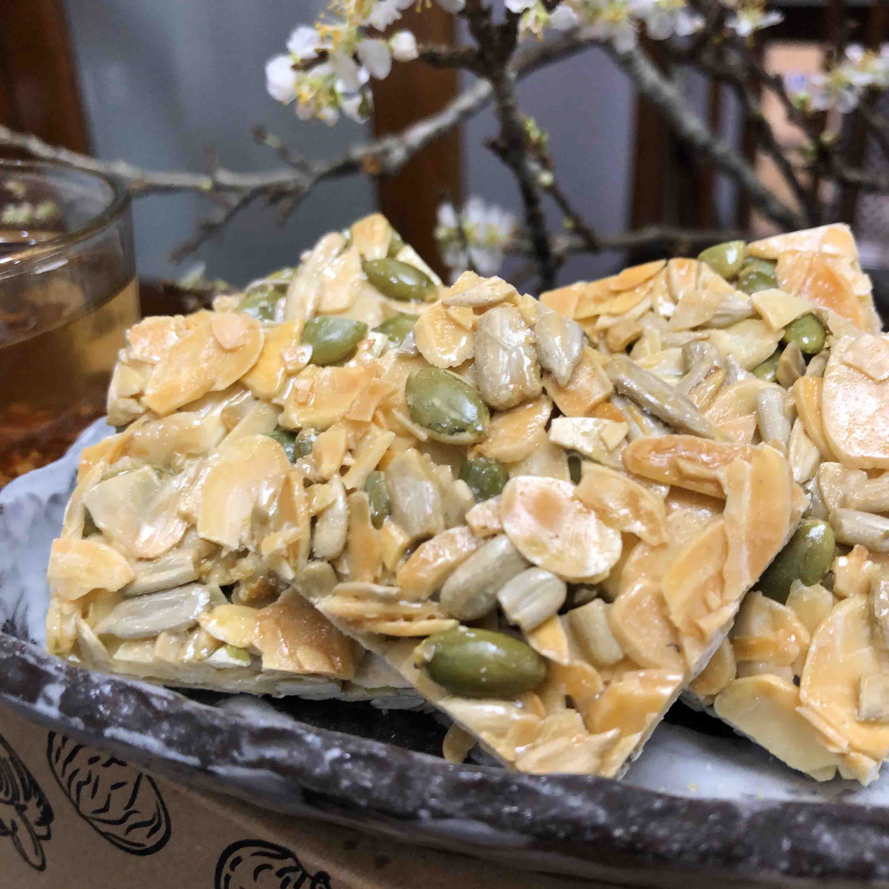 Bánh Ngói Ngũ Hạt Healthy