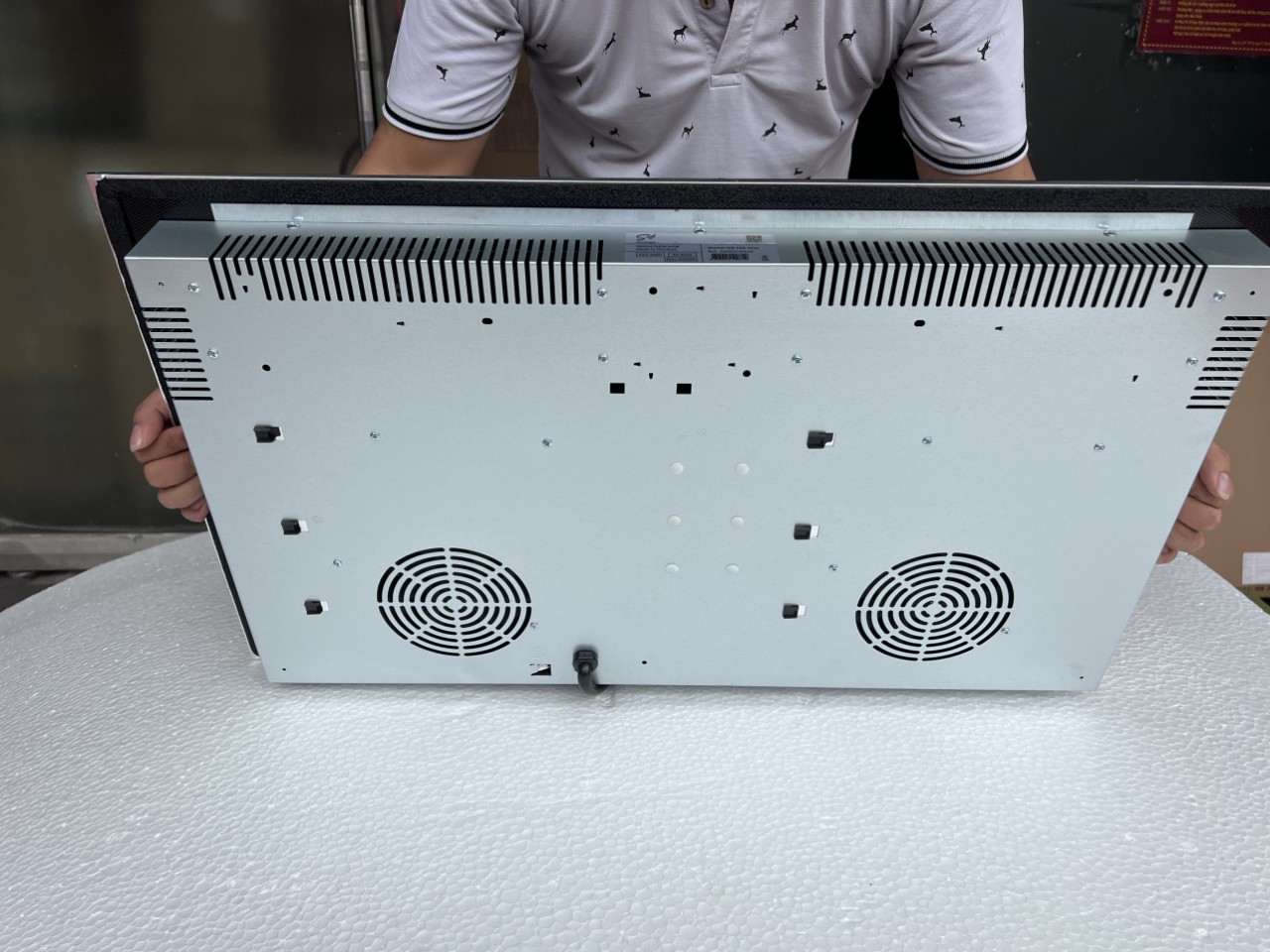 Bếp từ 2 vùng nấu Smaragd ISB 266 Elite giá rẻ