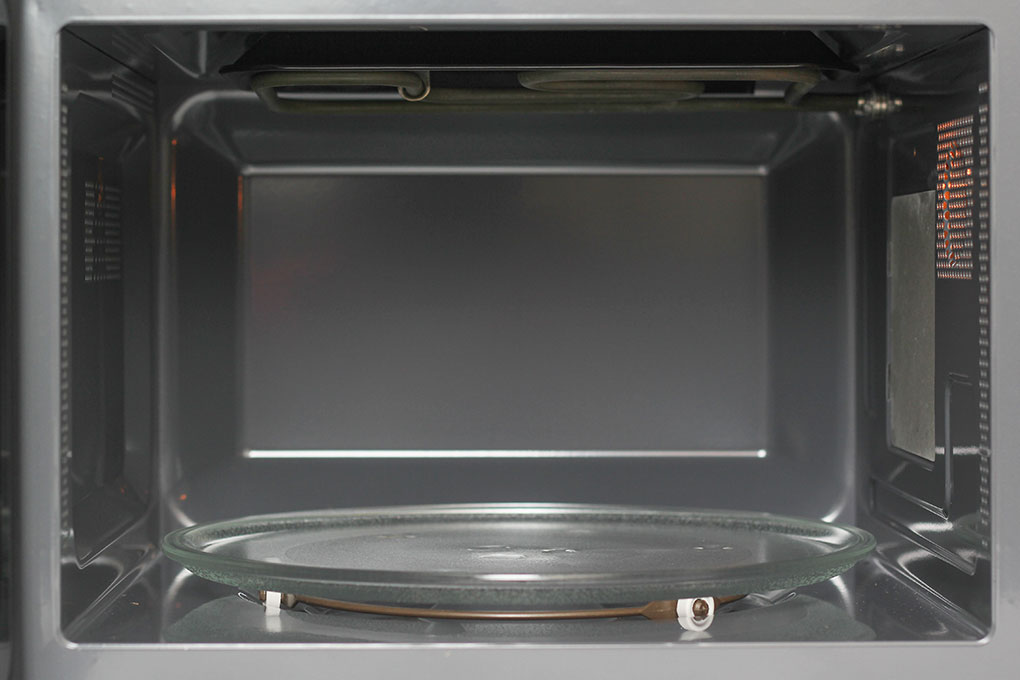 Lò vi sóng Electrolux có nướng 23 lít EMM2318X giá rẻ chính hãng