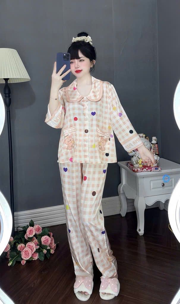 Tay lững lụa latin quần dài
