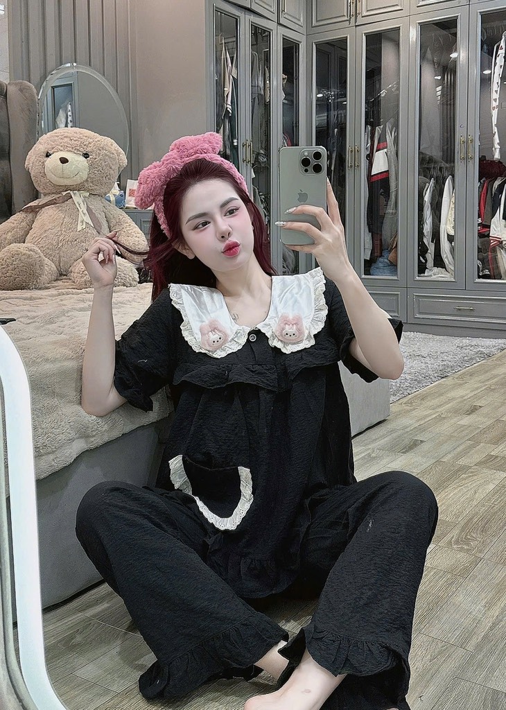Đồ bộ tay ngắn thiết kế gắn hình thỏ lụa đũi mềm