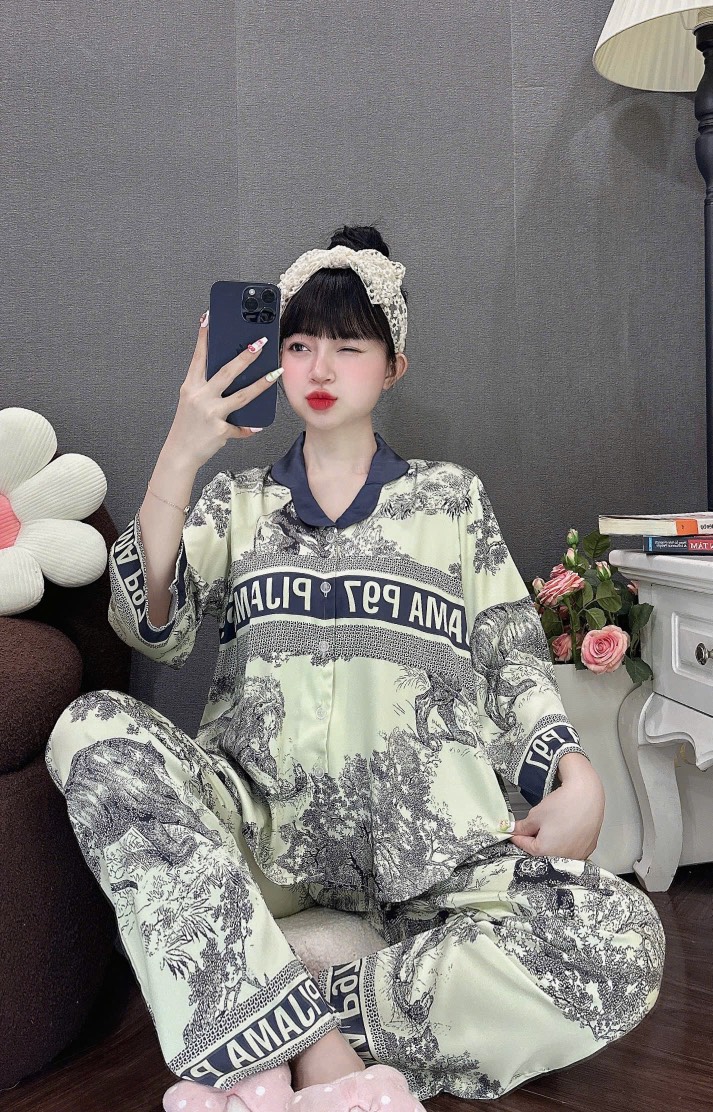 Đồ bộ tay lững lụa latin