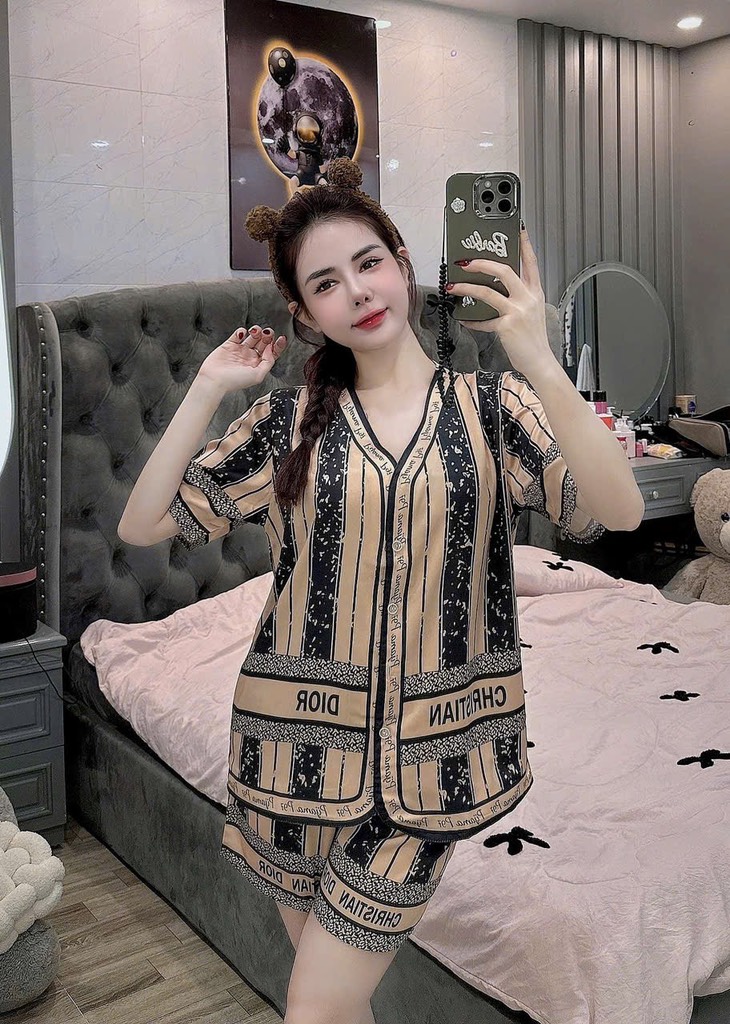 Đồ bộ đùi cổ v lụa latin cao cấp