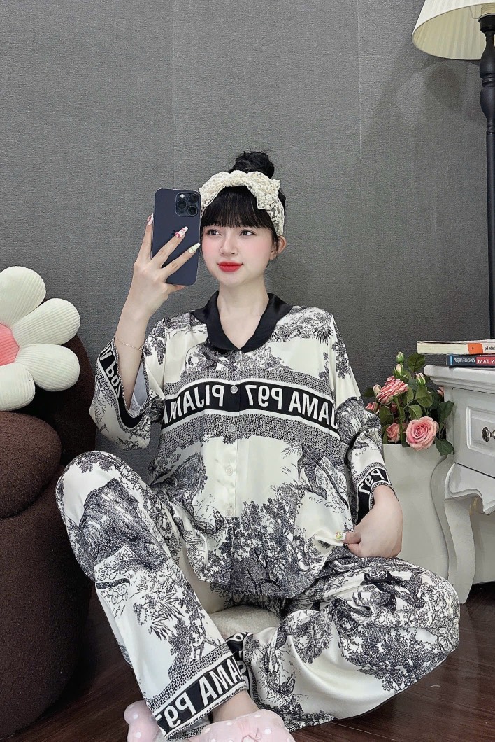 Đồ bộ tay lững lụa latin