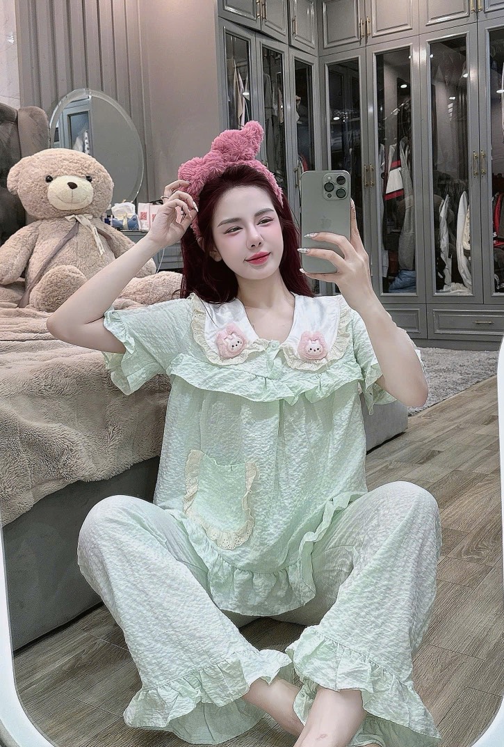 Đồ bộ tay ngắn thiết kế gắn hình thỏ lụa đũi mềm