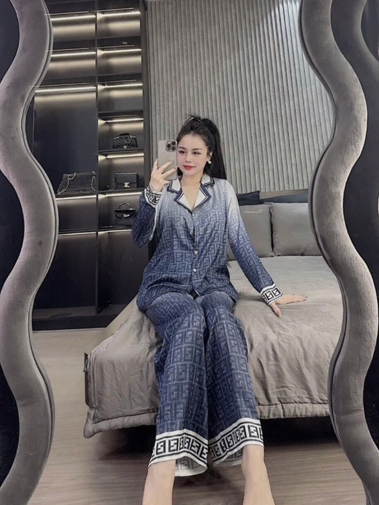 Đồ bộ tay dài lụa xước mềm mịn