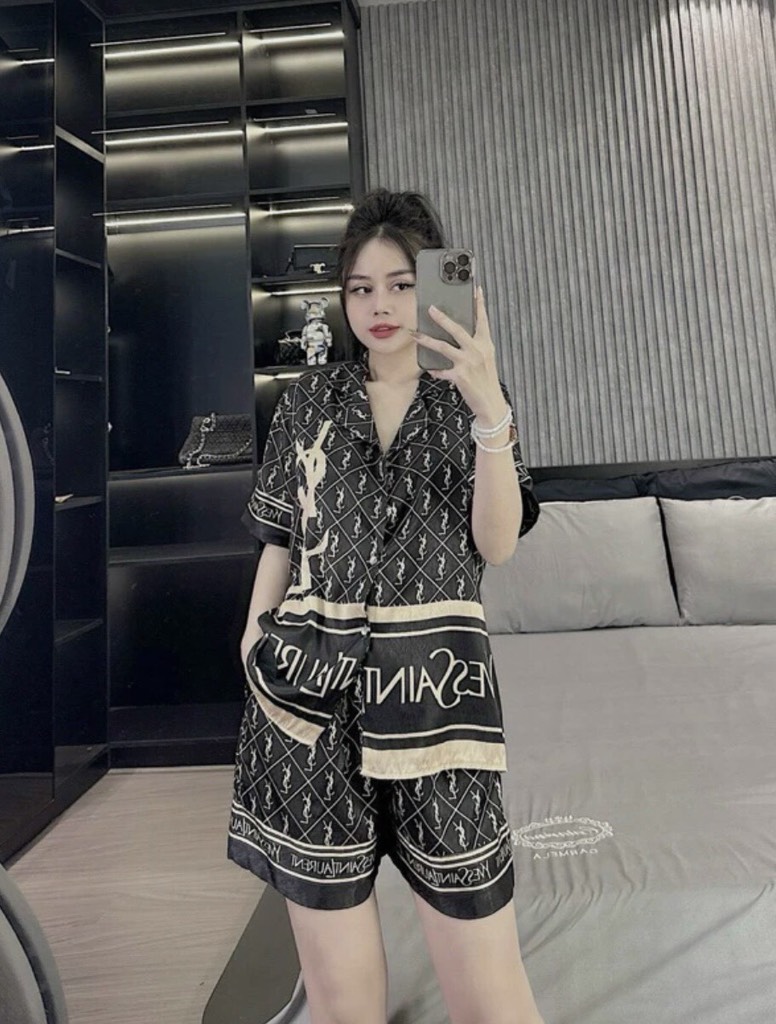 Đồ bộ đùi lụa xước