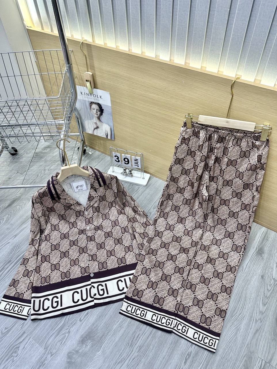 Đồ bộ tay dài lụa xước mềm mịn