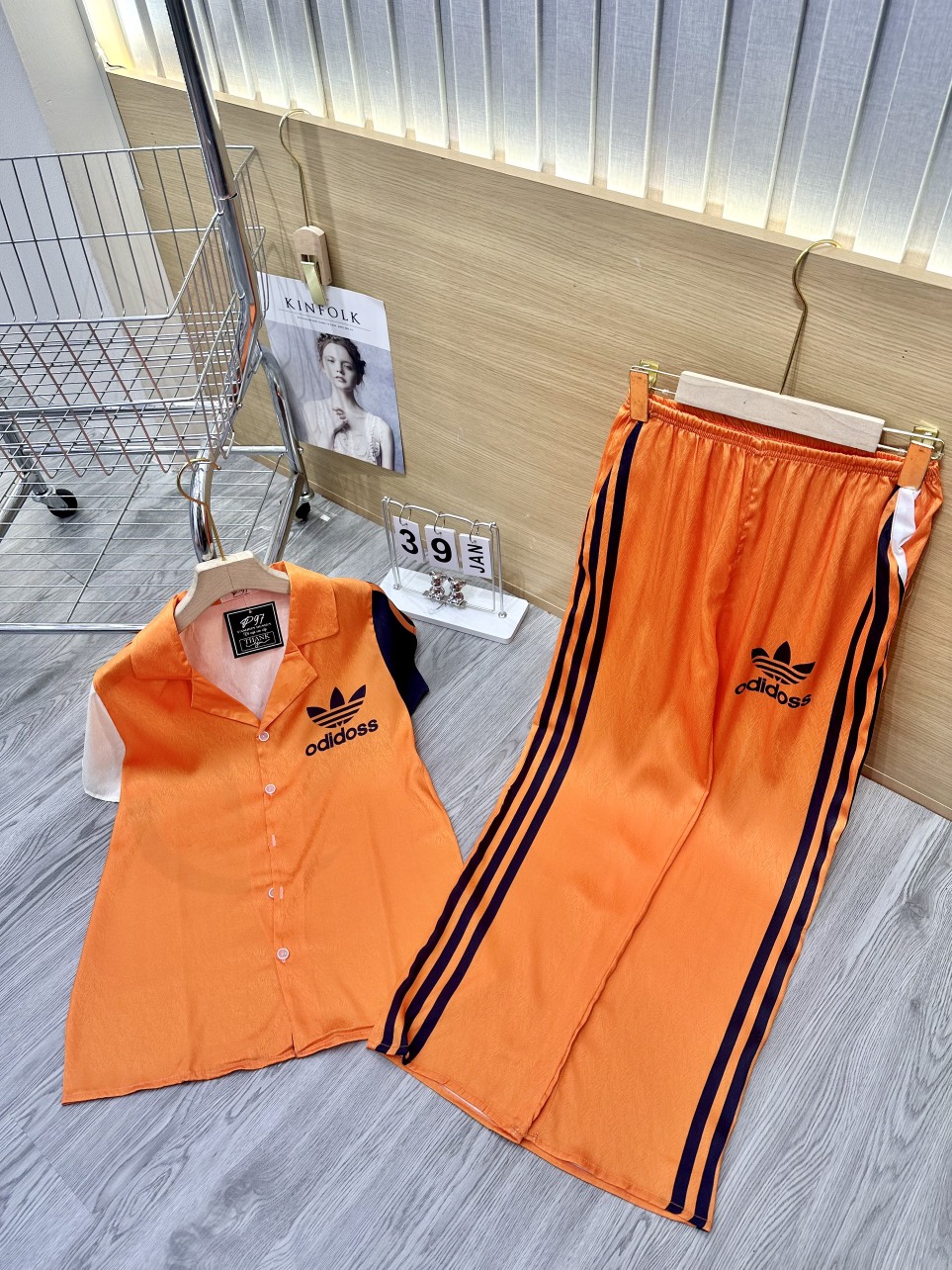 Đồ bộ tay ngắn lụa xước