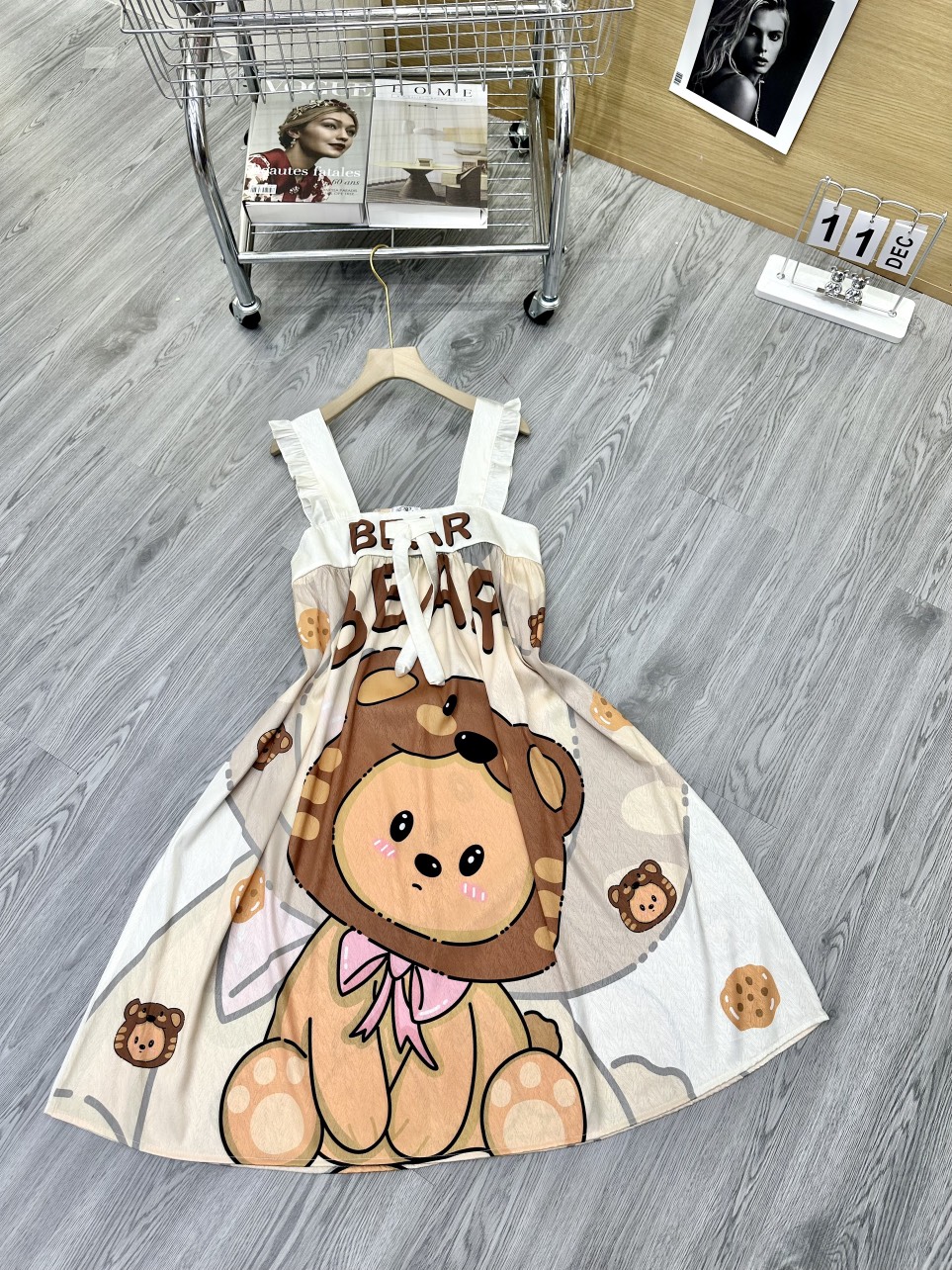 Đầm cánh tiên lụa xước mềm mịn