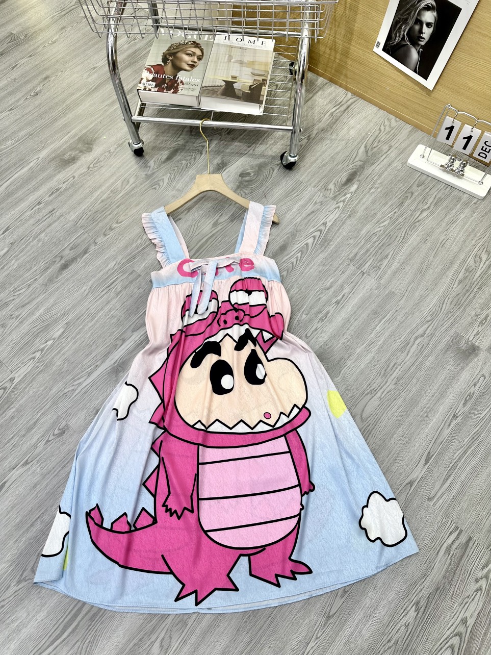 Đầm cánh tiên lụa xước mềm mịn