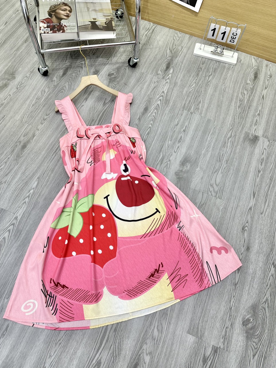 Đầm cánh tiên lụa xước mềm mịn