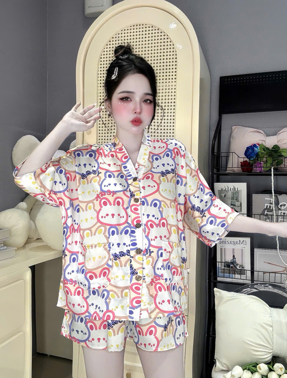 Đồ bộ đùi cánh dơi lụa latin