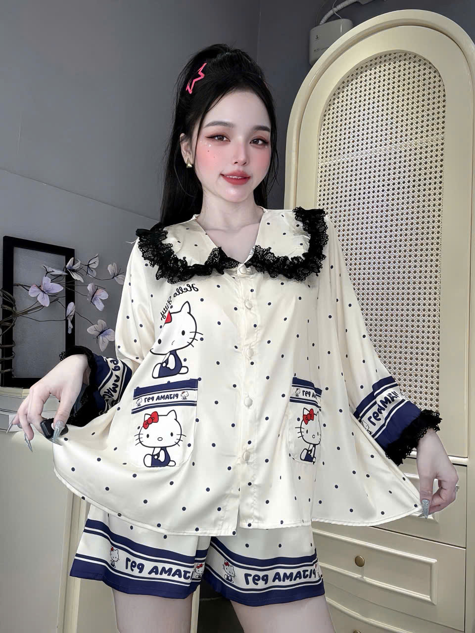 Đồ bộ đùi tay lững phối ren lụa latin