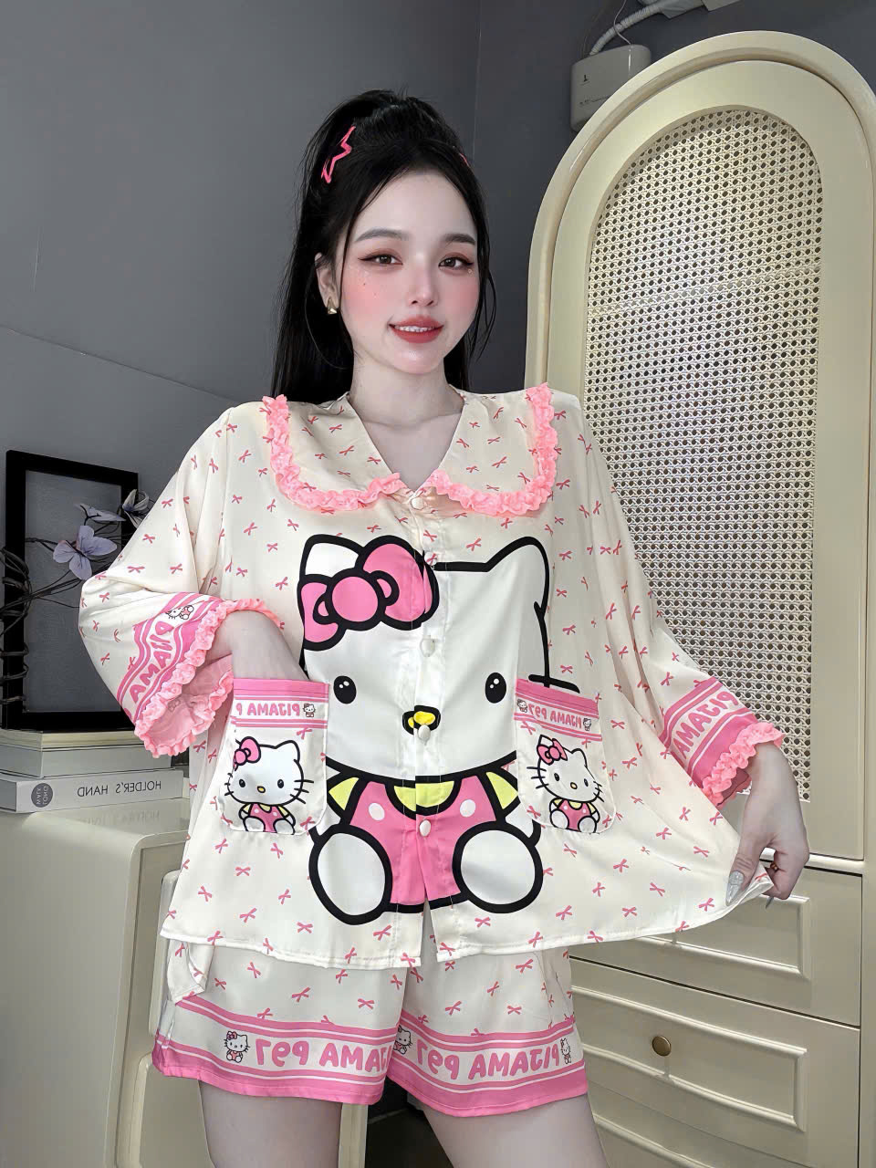 Đồ bộ đùi tay lững phối ren lụa latin