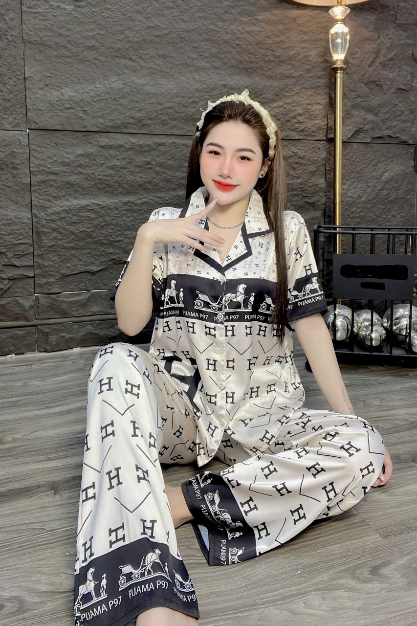 Đồ bộ tay ngắn lụa latin