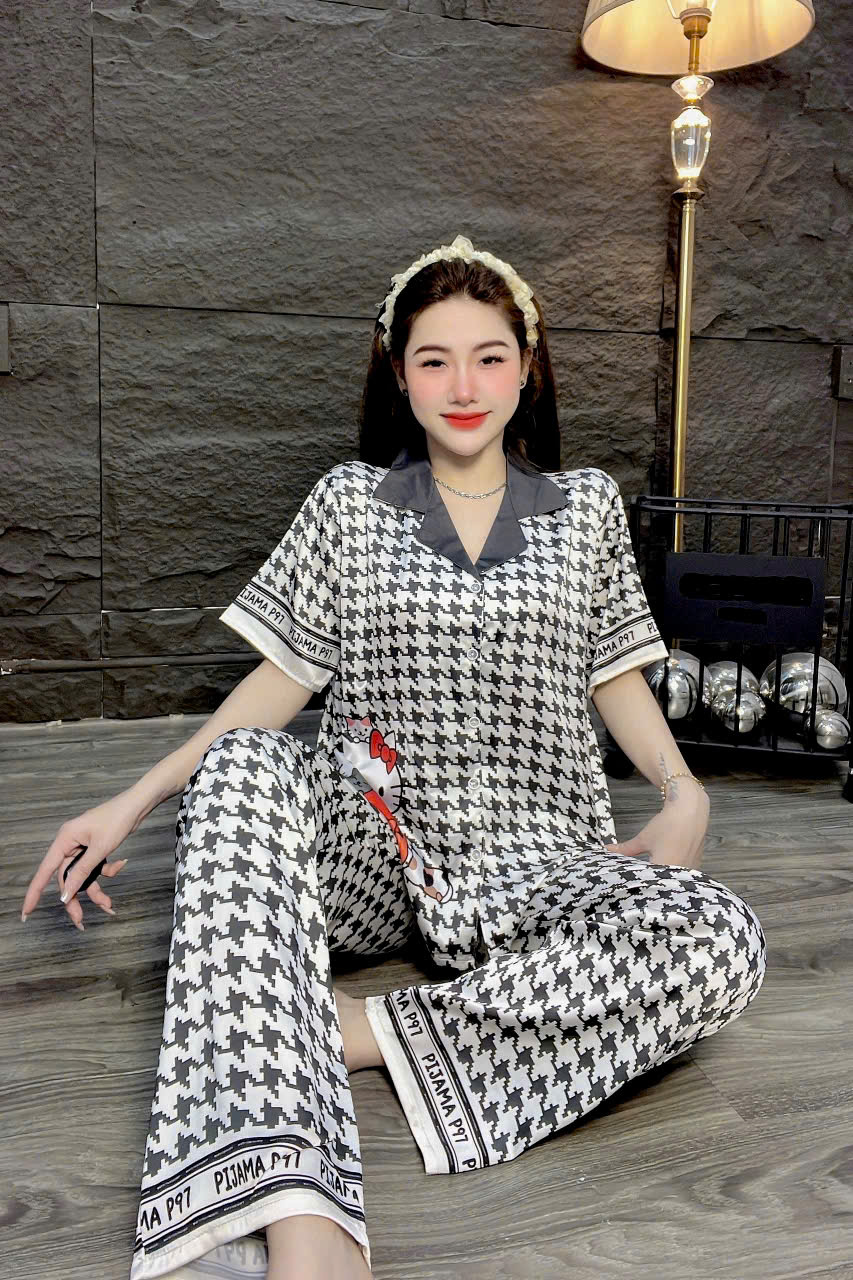 Đồ bộ tay ngắn lụa latin