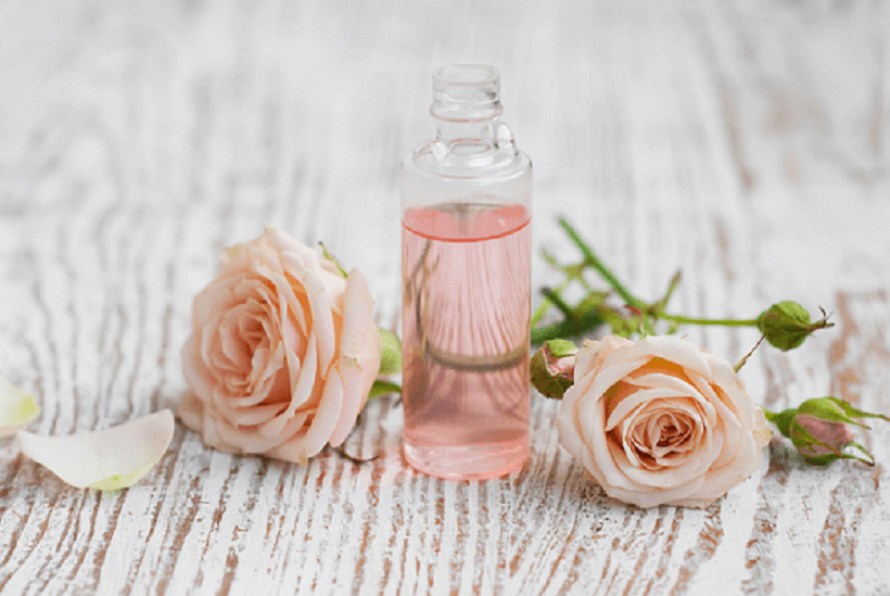 Nước hoa hồng và toner có gì khác nhau?