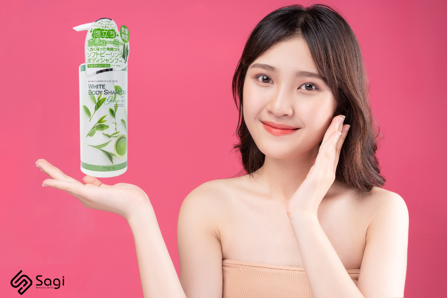 Sữa tắm trắng da Manis trà xanh của Nhật có tốt như lời đồn?