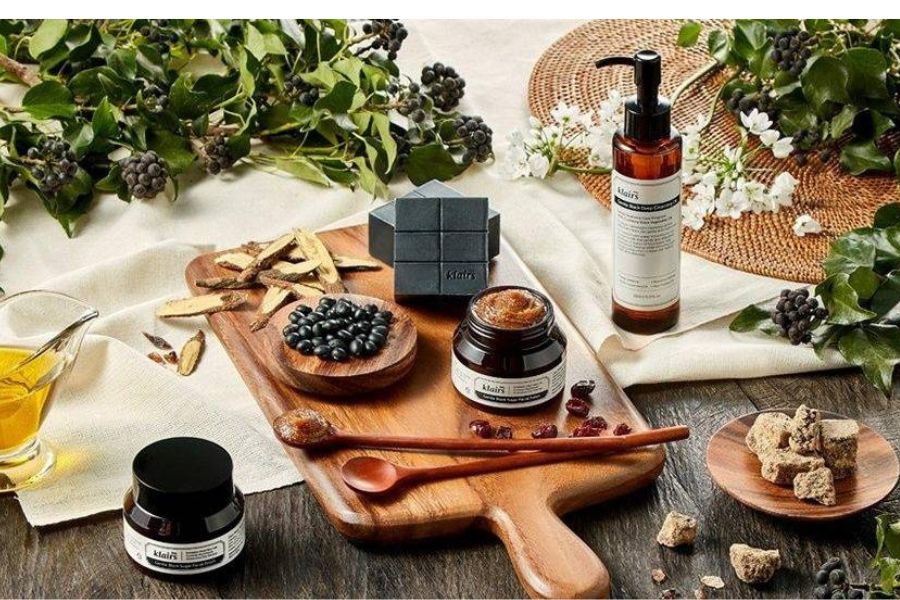 TẤT TẦN TẬT VỀ MỸ PHẨM THUẦN CHAY : TOP 4 SẢN PHẨM ĐƯỢC YÊU THÍCH