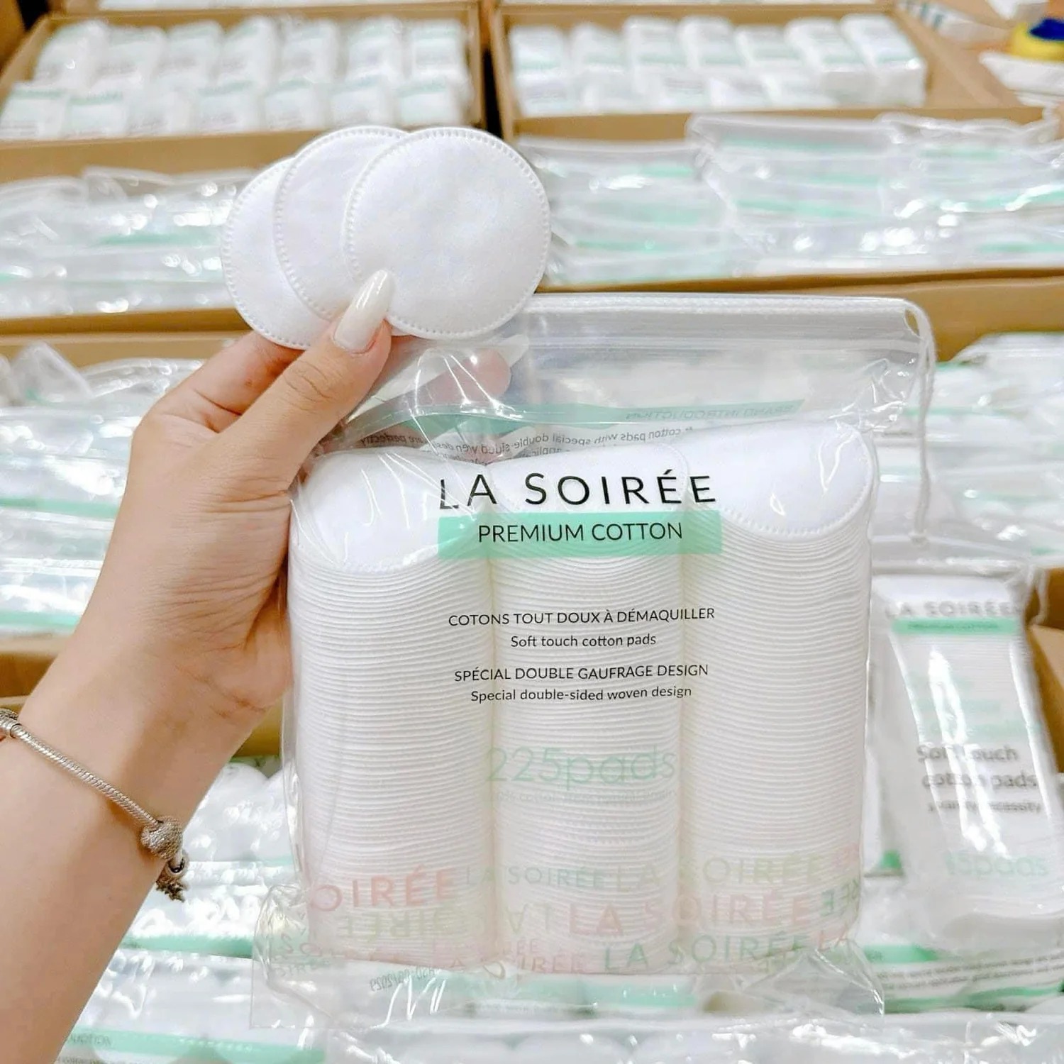 Bông Tẩy Trang Cao Cấp La Soiree 225 Miếng Tròn