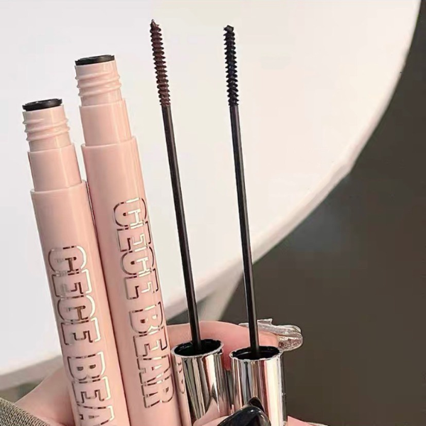 Mascara Chuốt Mi Kháng Nước Không Nhòe Đầu Cọ Siêu Mỏng Gege Bear 3g