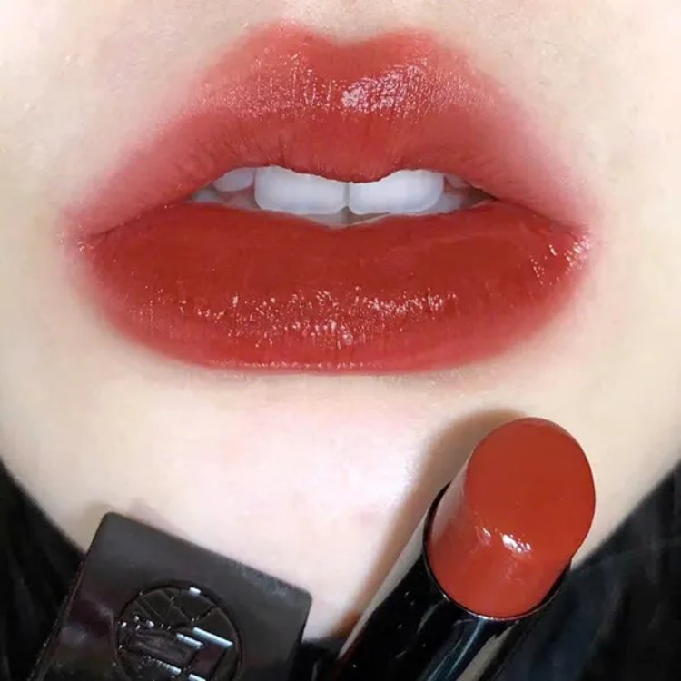 Son thỏi Shu Uemura Rouge Unlimited Amplified #BR787 Màu Đỏ Nâu