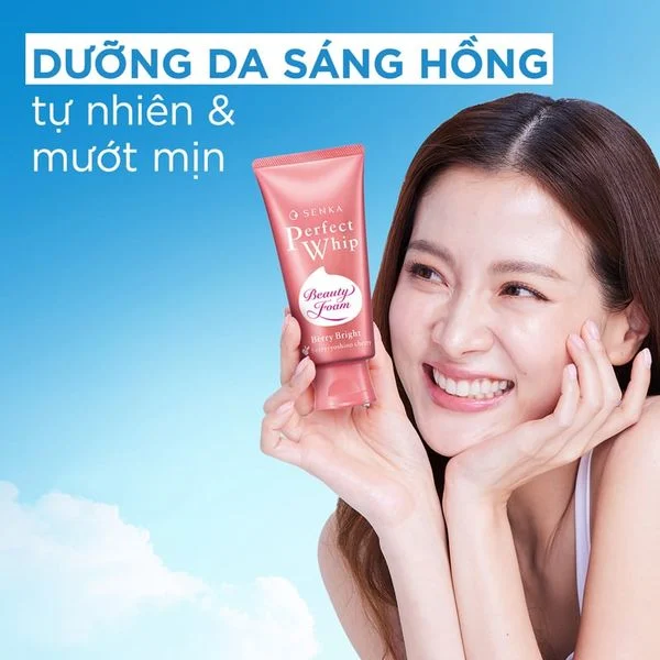 Sữa Rửa Mặt Làm Sạch Sâu, Sáng Hồng Senka Perfect Whip Berry Bright 100g