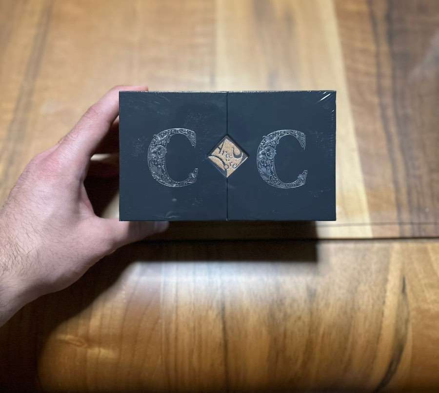 Khám phá The Musk Collection của Areej Le Dore