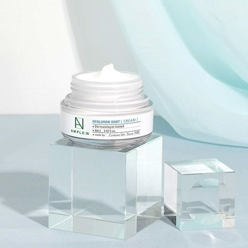 kem dưỡng ẩm AMPLE:N Hyaluron Shot Cream