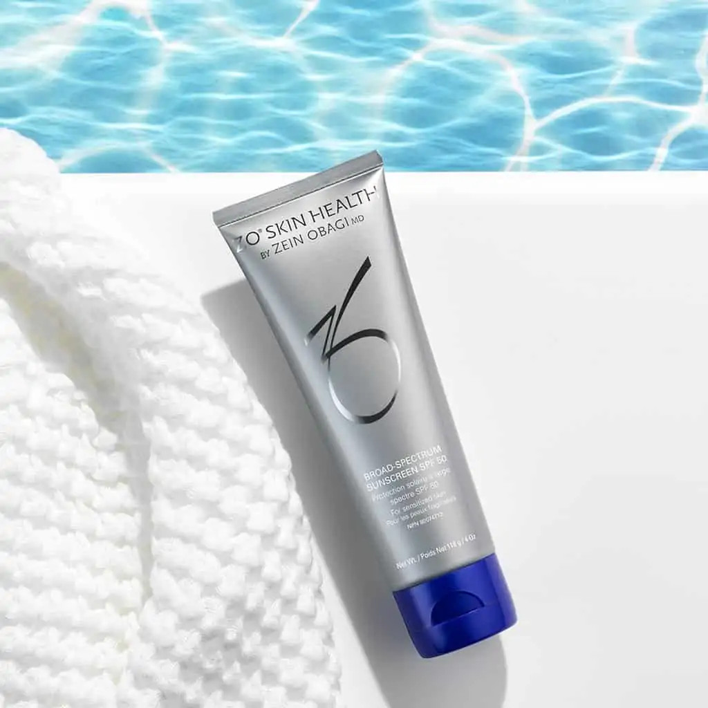 Kem chống nắng phổ rộng dành cho da treatment ZO Broad Spectrum SPF50 Kem chống nắng phổ rộng dành cho da treatment ZO Broad Spectrum SPF50