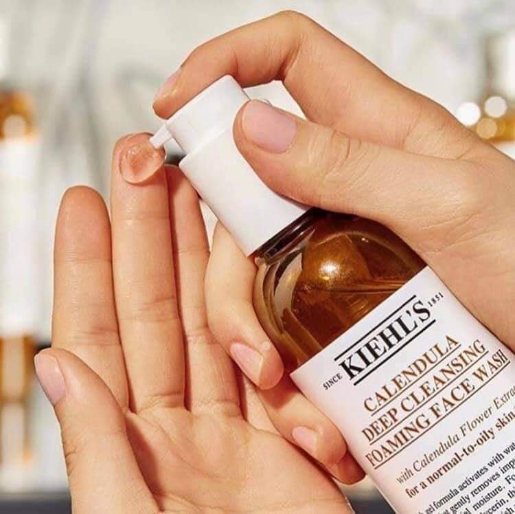 Sữa rửa mặt Hoa Cúc Kiehl's Calendula Deep Cleansing Foaming Face Wash