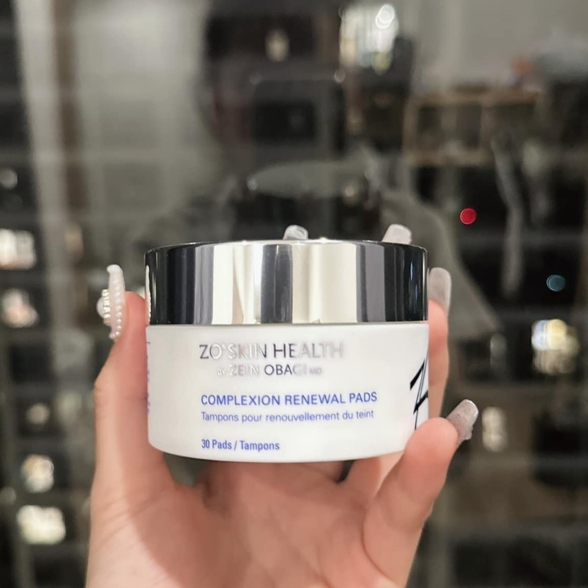 Miếng đệm ẩm tẩy tế bào chết cho mọi loại da Complexion Renewal Pads - 30 miếng