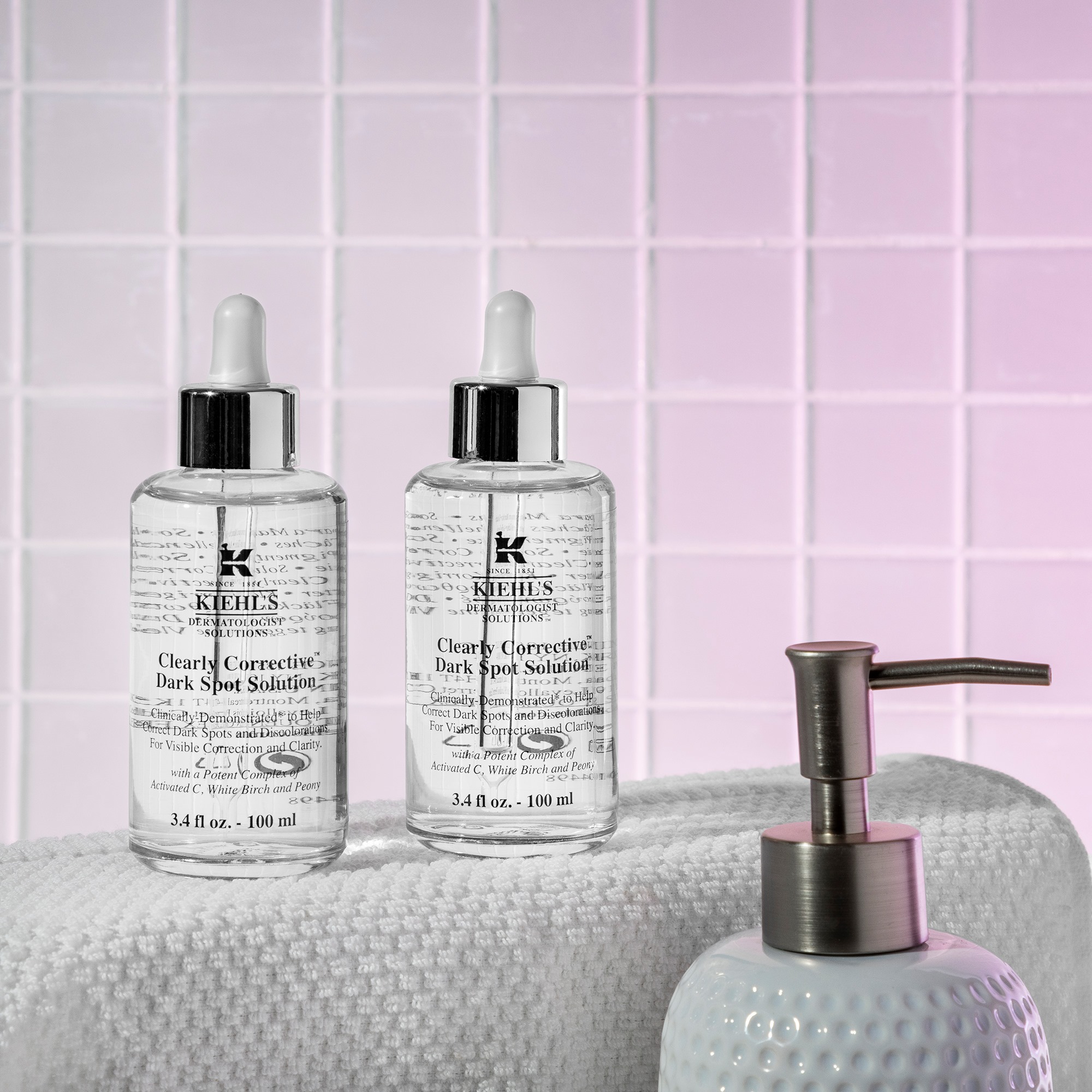 Serum trắng sáng da Kiehl's Clearly Corrective Dark Spot Solution