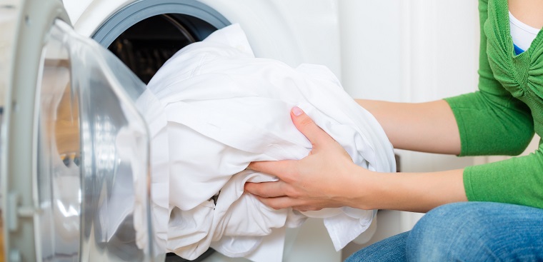 6 cách giặt và phơi quần áo để nhanh khô hơn trong mùa mưa