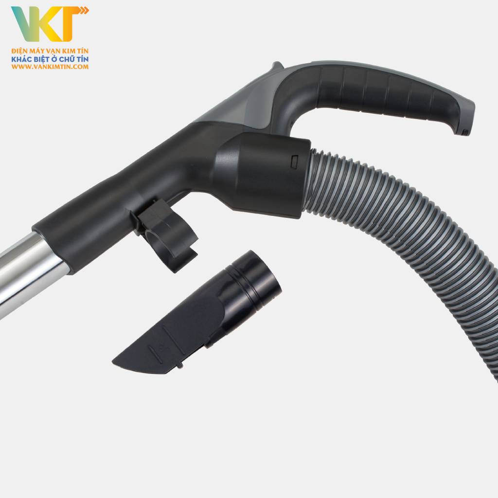 Máy hút bụi dạng hộp Panasonic MC-CL605KN49 - Làm sạch nhiều bề mặt khác nhau với các đầu hút linh hoạt